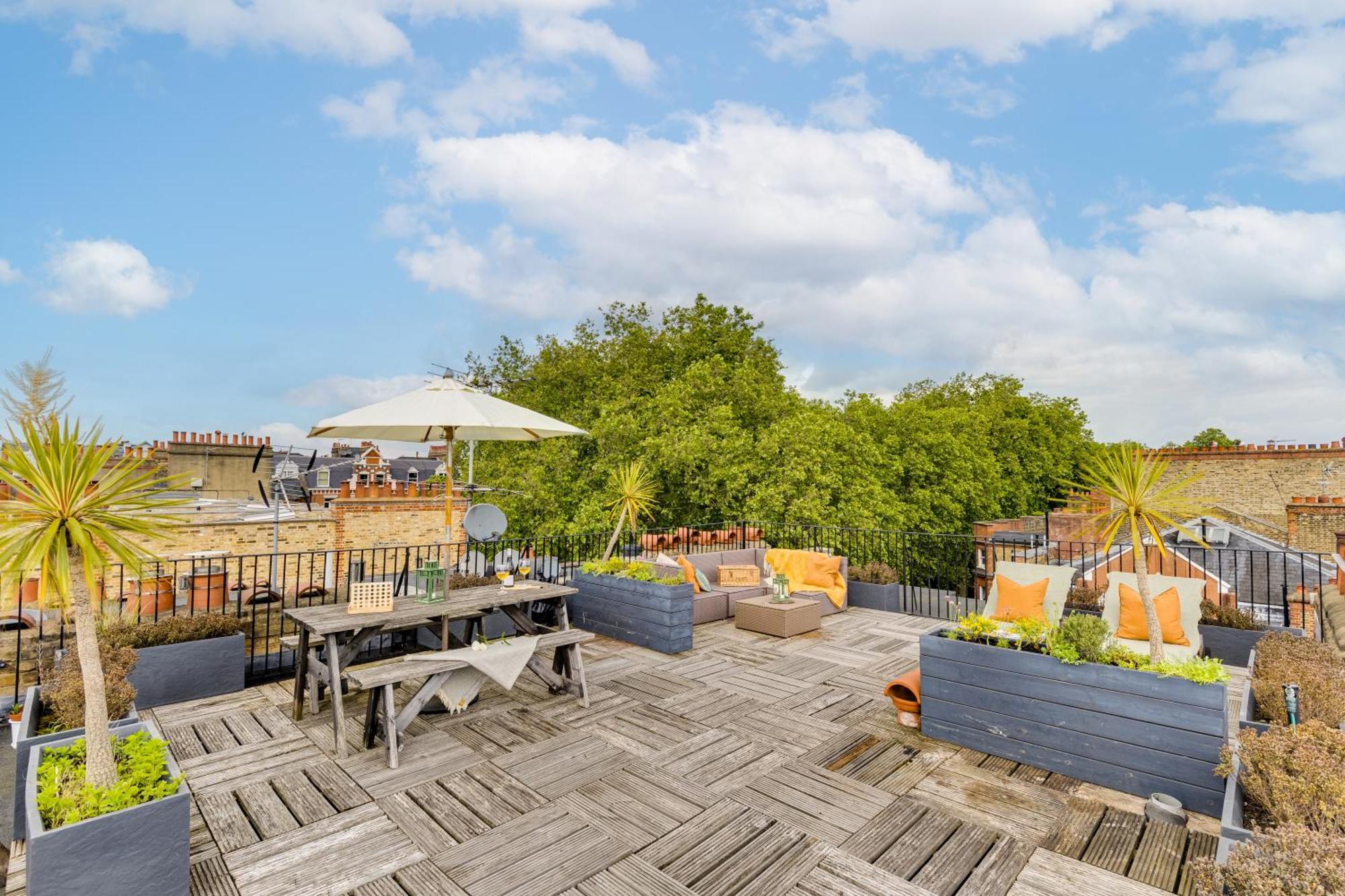 Luana'S Stunning Rooftop London Exterior foto